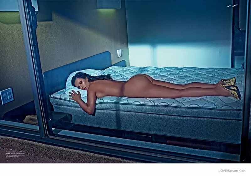 kim-kardashian-naked-love-magazine04