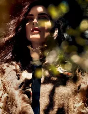 Hilary Rhoda Goes into the Woods fyrir ELLE Italia