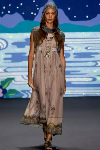 Anna Sui mmiri 2014 | Izu Ejiji New York