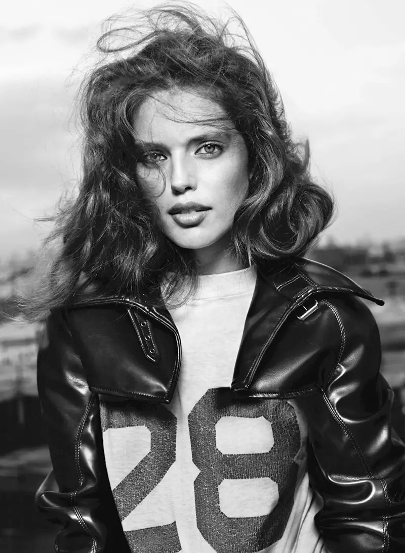 Emily DiDonato Stars katika kipindi cha #8 na John Scarisbrick