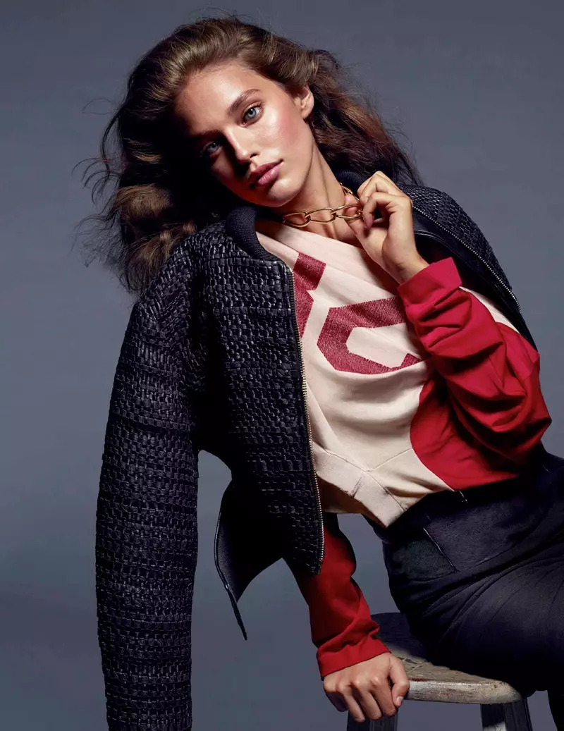 Emily DiDonato Stars in Intermission #8 by John Scarisbrick