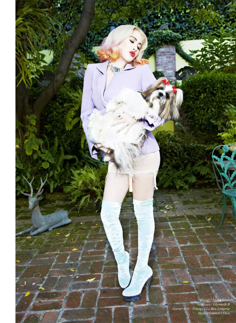 Angeleno Lauren Avery โดย Ellen von Unwerth สำหรับ Schon #16