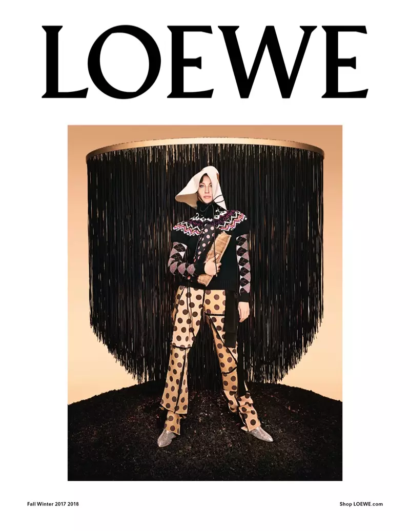 Loewe's fall-winter 2017 advertising campaign bituon Gisele Bundchen