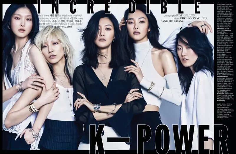 Iimodeli eziphezulu zimi kwi-ELLE's Korean edition