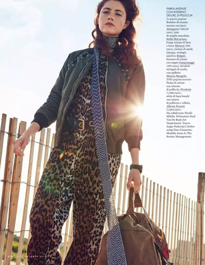 Mukhang handang maglakbay si Anna Speckhart sa Almagores bomber jacket na may leopard print na Stella McCartney jumpsuit