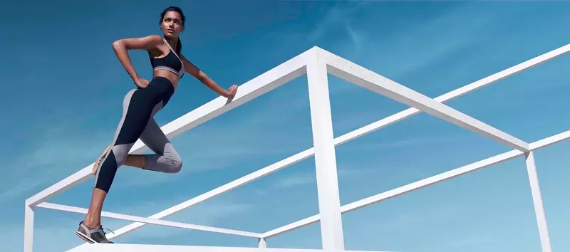 Nadia Araujo bærer Activewear Style i Net-a-Sporter-kampagne af Hunter & Gatti