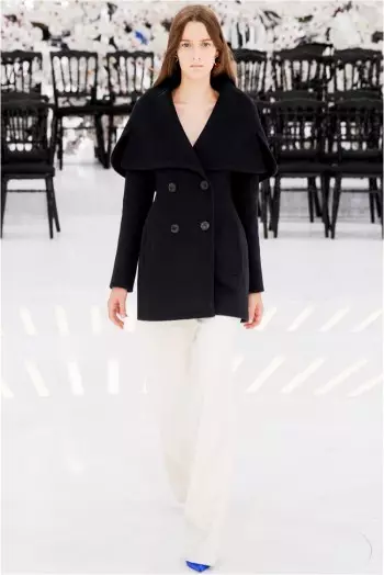 Dior’s Fall 2014 kutyure shousi vaqt va makon bo‘ylab sayohat qiladi