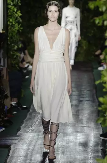 Valentino muestra Goddess Couture para el otoño