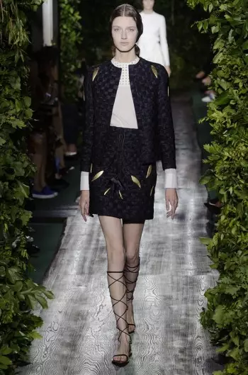 Valentino ukazuje Goddess Couture for Fall