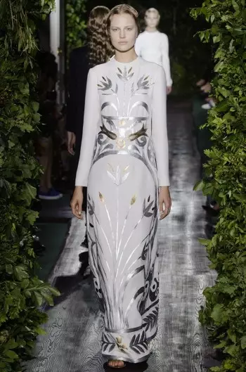 Valentino ukazuje Goddess Couture for Fall