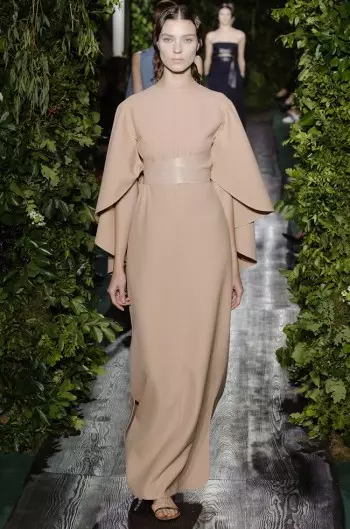 Valentino ukazuje Goddess Couture for Fall