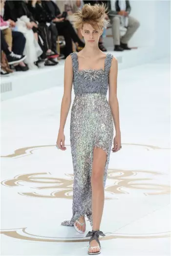 Chanel urang ragrag 2014 Couture Tembongkeun Gets Sculptural