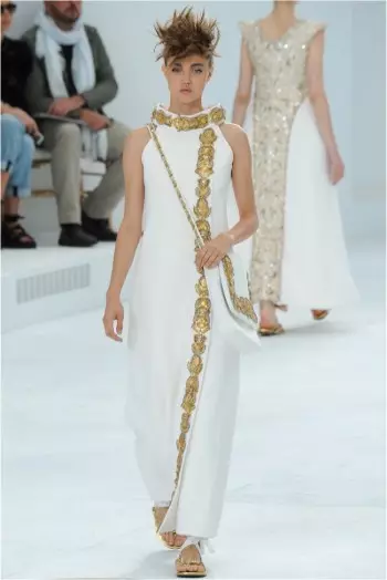 Bandhiga Couture-ka ee Chanel 2014 wuxuu helay farshaxan