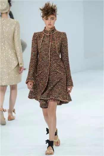 Chanel's Fall 2014 Couture Show Yana Samun sassaka