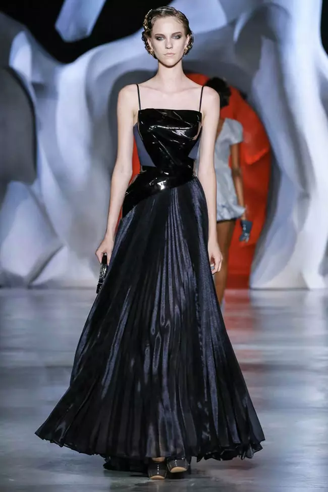 ulyana-sergeenko-2014-syksy-haute-couture-show8