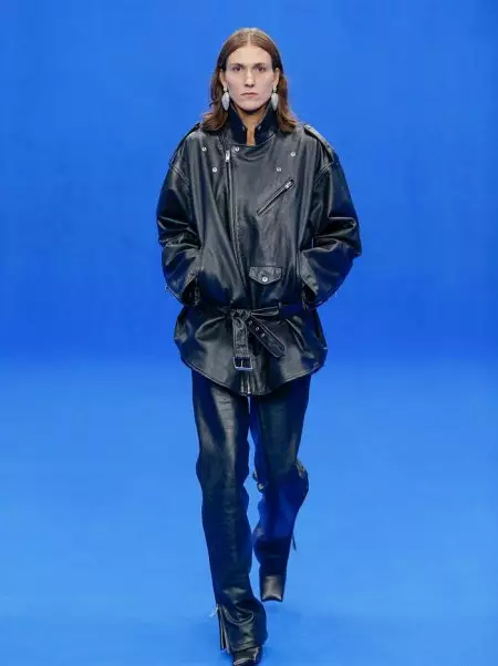 Balenciaga feiert Workwear für das Frühjahr 2020