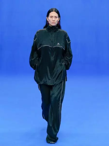 Balenciaga feiert Workwear für das Frühjahr 2020