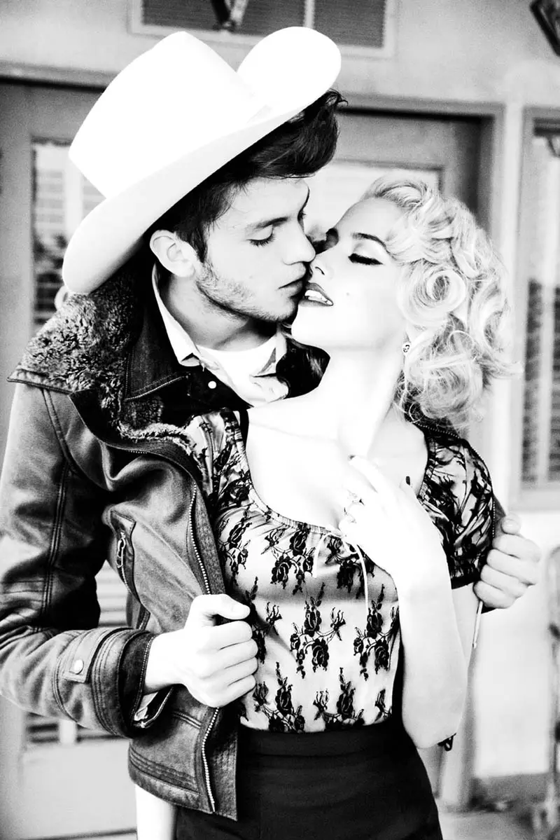 Devine Kanpay Otòn 2011 | Amber Heard pa Ellen von Unwerth