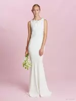 Oscar de la Renta's Fall 2015 Tarin Bridal ya Nuna Amal Alamuddin Ƙarfafa Gown