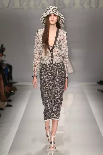 Max Mara's ontspannen, jaren 70 geïnspireerd lente 2015