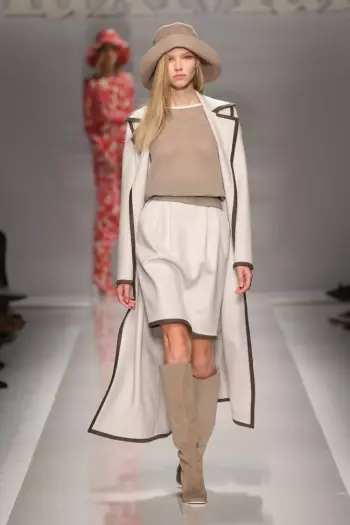 Max Mara’s Leisurely, 70s Inspired Spring 2015