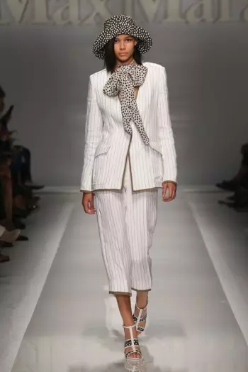 Max Mara's Leisurely, 70s Inspired Spring 2015