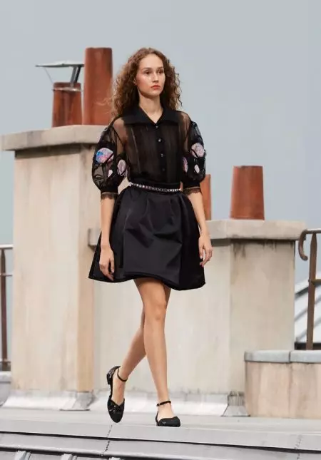 Chanel ofrece clásicos modernos para a primavera de 2020