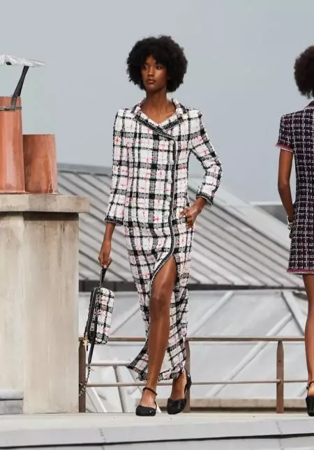 Chanel ofrece clásicos modernos para a primavera de 2020