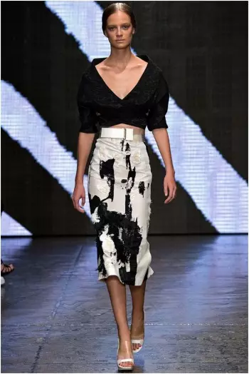 Donna Karan Gets Arty kanggo Spring 2015