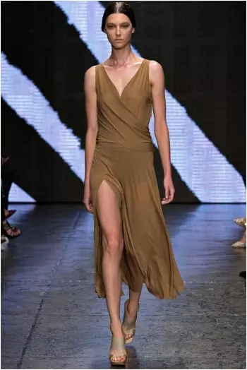 Donna Karan သည် နွေဦး 2015 အတွက် Arty ကိုရယူခဲ့သည်။