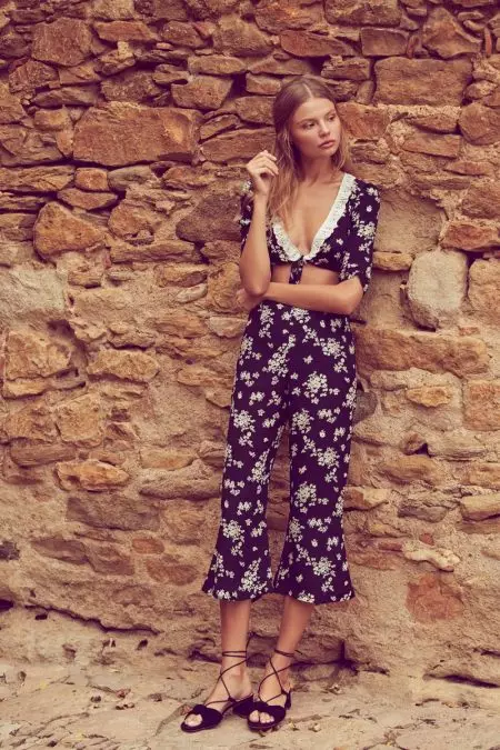 Magdalena Frackowiak di Koleksiyona Ji Bo Love & Lemons' Sultry Spring 2017 Poses