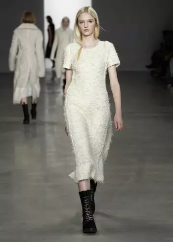 Calvin Klein mkpokọta Fall / oyi 2014 | Izu Ejiji New York