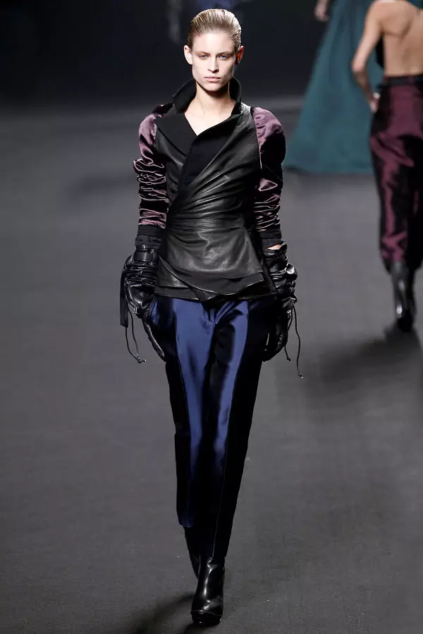 Haider Ackermann jeseň 2011 | Parížsky týždeň módy