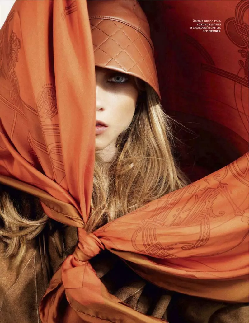 Anna Selezneva ដោយ Anthony Maule សម្រាប់ Vogue Russia ខែកញ្ញា 2011