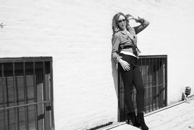 Vera Farmiga ni Eric Guillemain para sa Blackbook Septyembre 2011