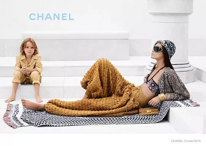 Joan Smalls rau Chanel Cruise 2015 Ad Campaign