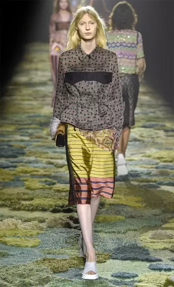 Dries Van Noten 2015 оны хавар: Загвар байгальд буцаж ирэв