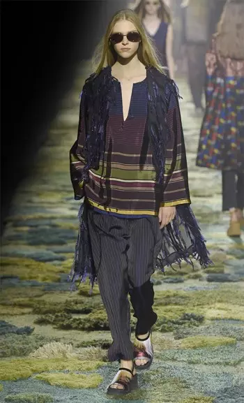 Dries Van Noten Spring 2015: Mafashoni Amabwerera ku Chilengedwe