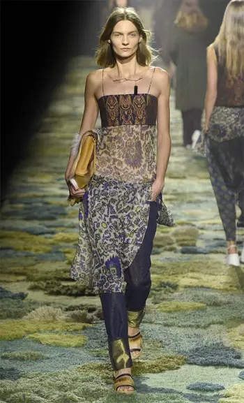 Dries Van Noten գարուն 2015. Նորաձևությունը վերադառնում է դեպի բնություն