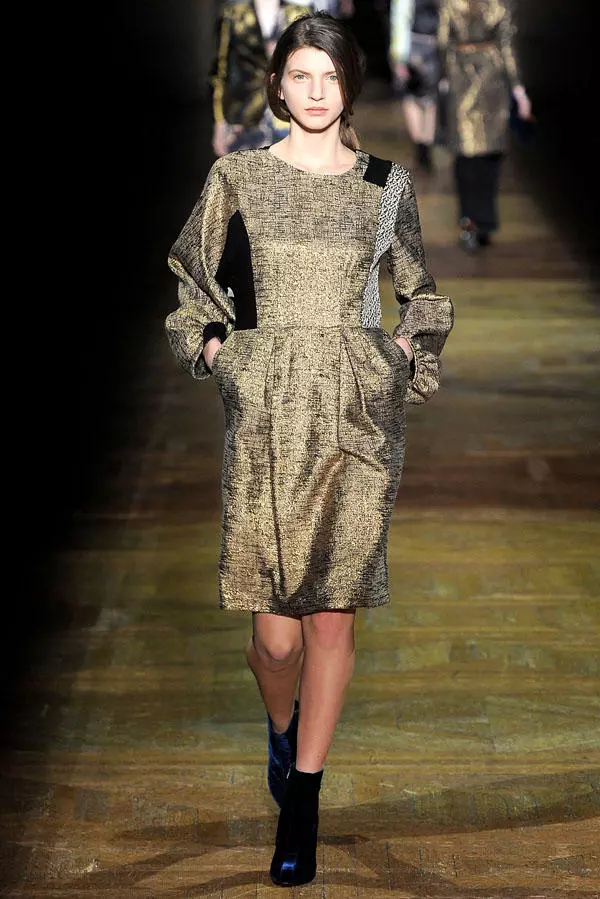 Dries Van Noten Fall 2011 | Paris Fashion Week