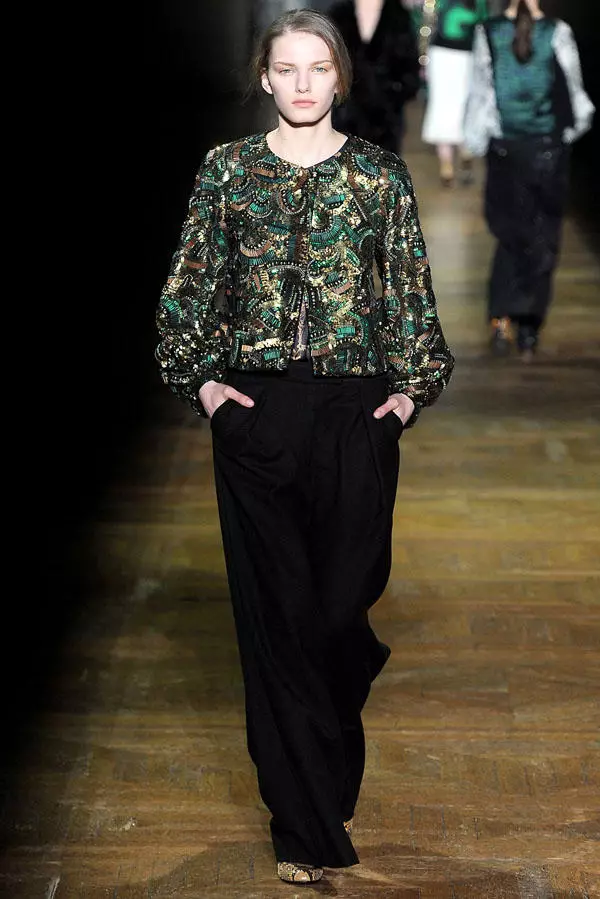 Dries Van Noten Fall 2011 | Herinandron'ny lamaody Paris