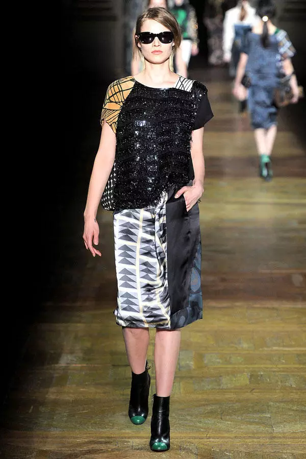 Dries Van Noten toamna 2011 | Săptămâna Modei de la Paris