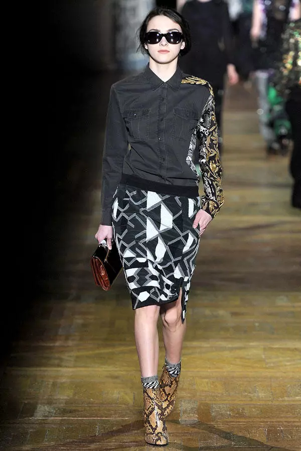 Dries Van Noten tiba 2011 | Paris Fashion Week