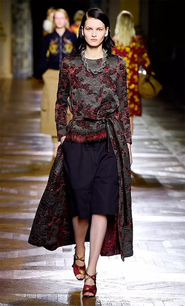 Dries van Noten ฤดูใบไม้ร่วง/ฤดูหนาว 2015