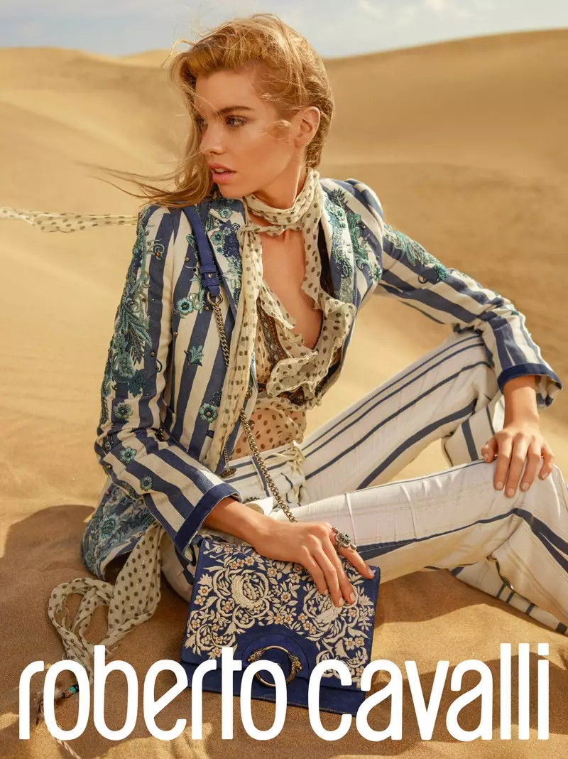 Roberto Cavalli-kolligte wat pas, skei in die lente 2017-advertensieveldtog