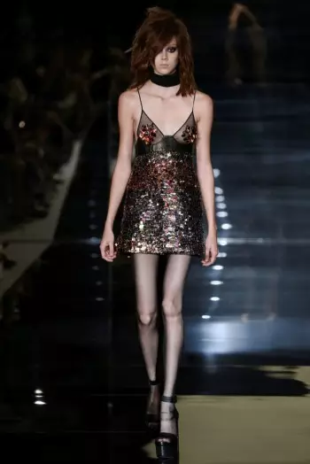 Tom Ford Goes 90s Glam for Spring 2015