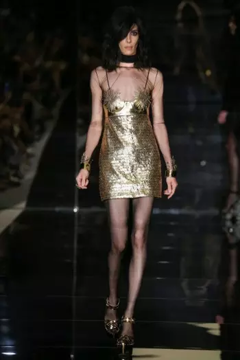 Tom Ford Goes 90s Glam kanggo Spring 2015