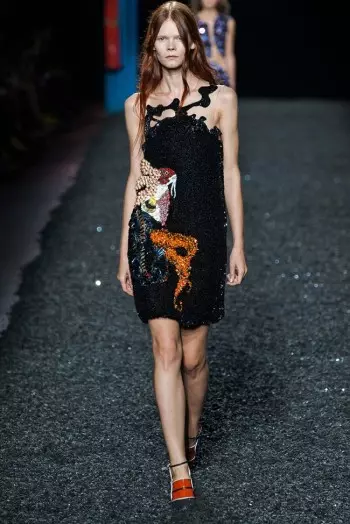 Mary Katrantzou Nembongkeun Sababaraha Kulit pikeun Spring 2015