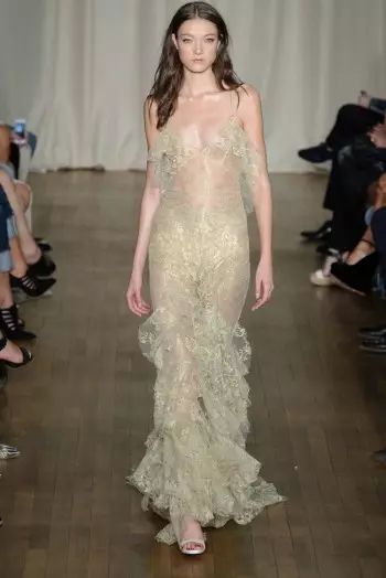 Marchesa adopte le style bohème pour le printemps 2015