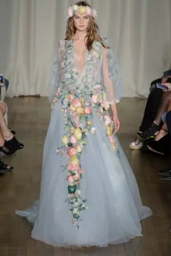 Marchesa สวมสไตล์โบฮีเมียนสำหรับฤดูใบไม้ผลิปี 2015